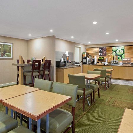 La Quinta Inn By Wyndham Auburn Worcester Exterior foto