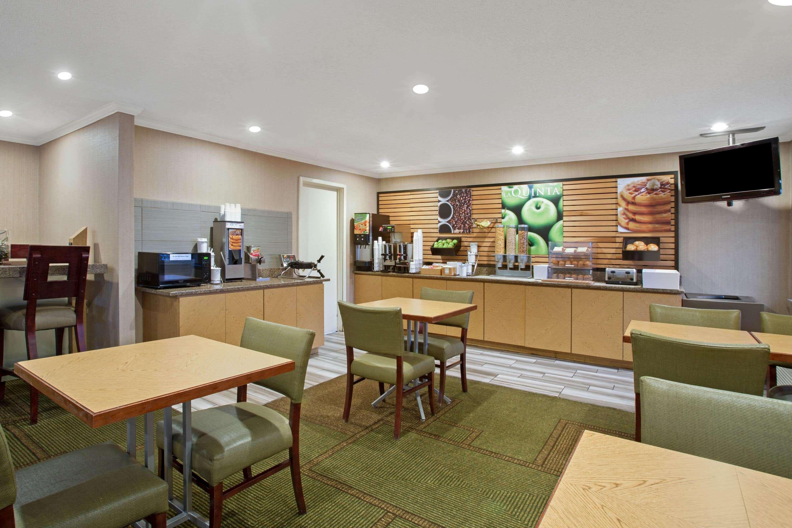 La Quinta Inn By Wyndham Auburn Worcester Exterior foto