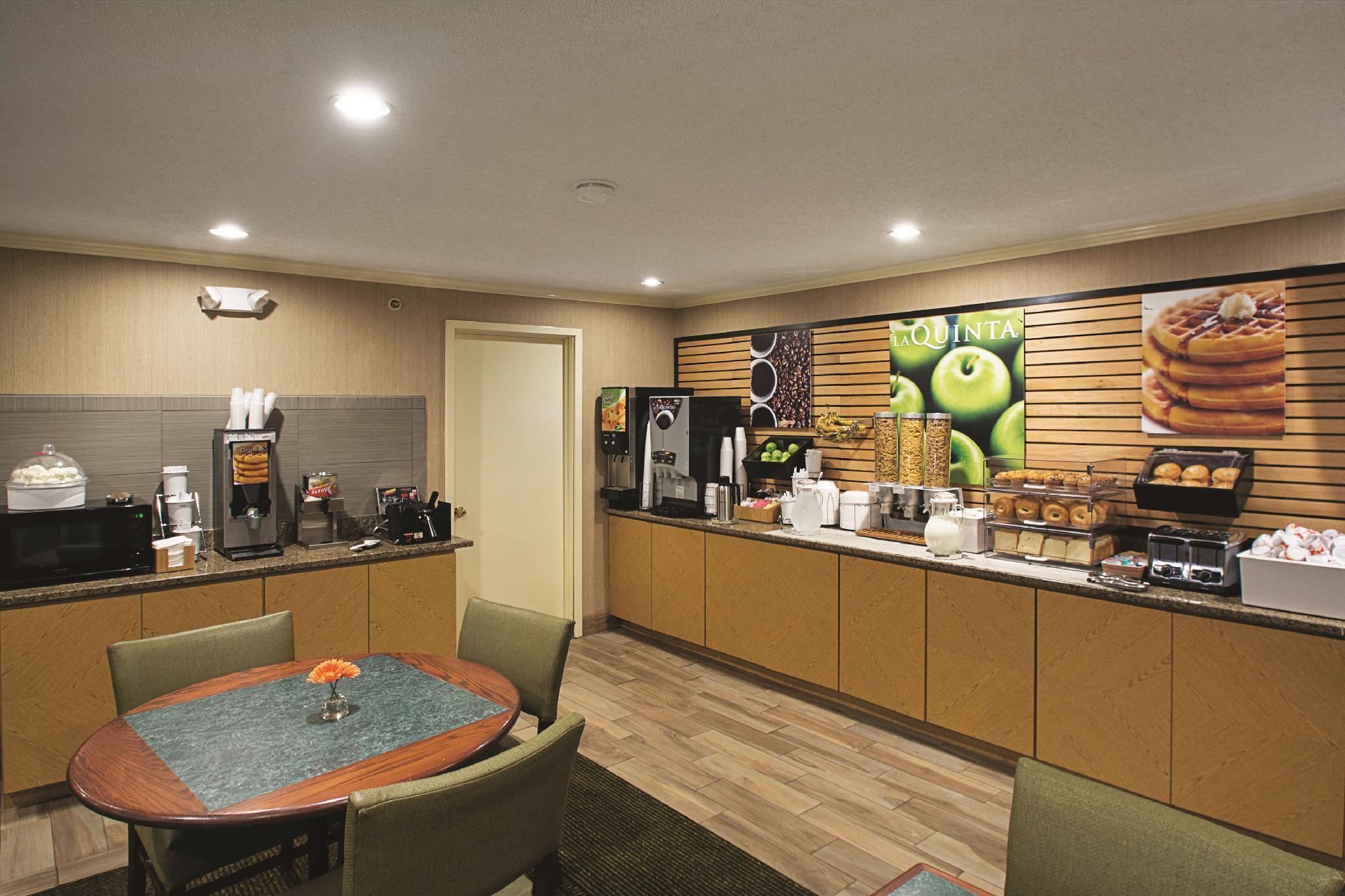 La Quinta Inn By Wyndham Auburn Worcester Exterior foto